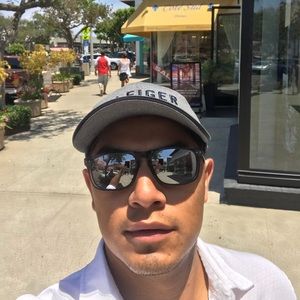 Meet your Posher, Edgar